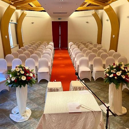 רייטי Park Hotel Villa Potenziani מראה חיצוני תמונה
