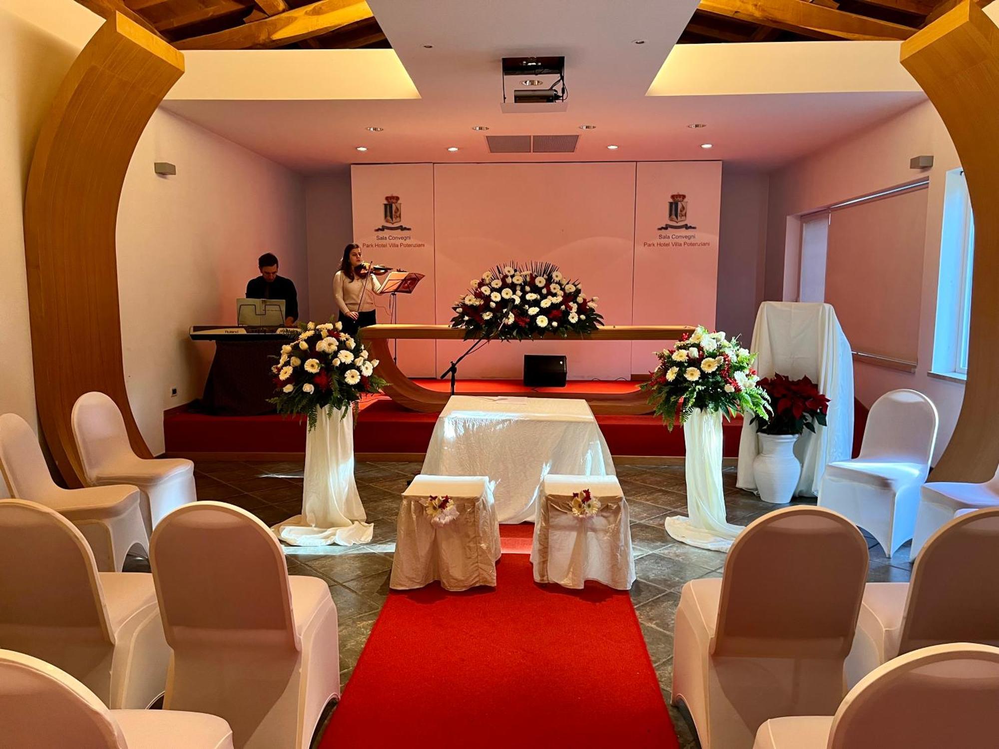 רייטי Park Hotel Villa Potenziani מראה חיצוני תמונה