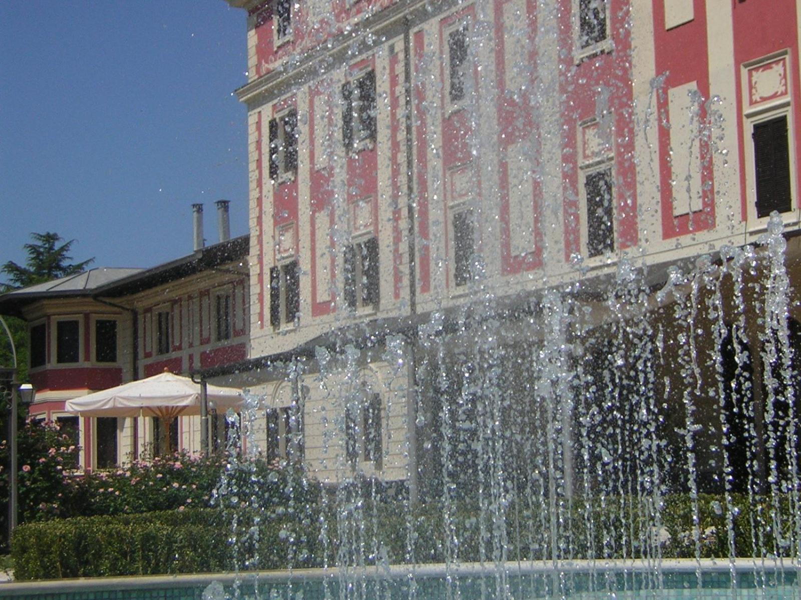 רייטי Park Hotel Villa Potenziani מראה חיצוני תמונה
